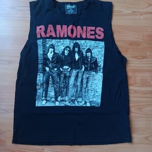 Bravado "Ramones"  Rock Band  T Shirt Black Sz M Grunge Vintage Vibes